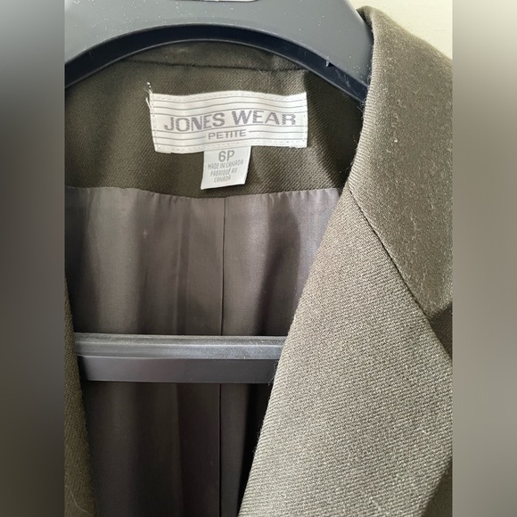 Vtg- Jones Ware Wool Woman suit Sz 6 - Picture 6 of 7